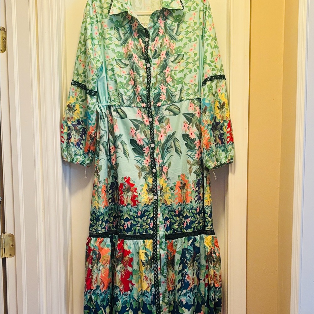 *NEW* Floral Button-Front Green Midi Dress 💚